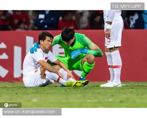 足球反思：从比赛中汲取教训，提升团队协作与个人技能的深刻思考